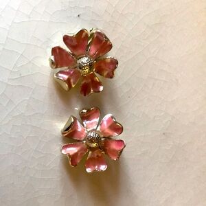 Vintage Flower Clipon Earrings.